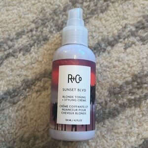 NWOT R+Co Sunset Blvd Blonde Toning + Styling Crème, 4.2 ounces